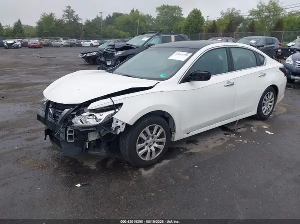 1N4AL3AP3HC223352 2017 NISSAN ALTIMA - Image 2