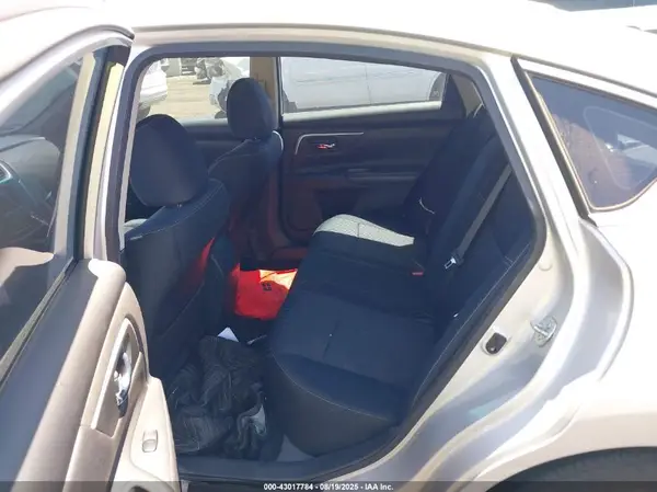 1N4AL3AP3HC228437 2017 NISSAN ALTIMA - Image 8