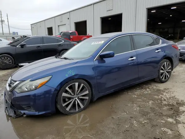 1N4AL3AP3HC232276 2017 NISSAN ALTIMA - Image 1