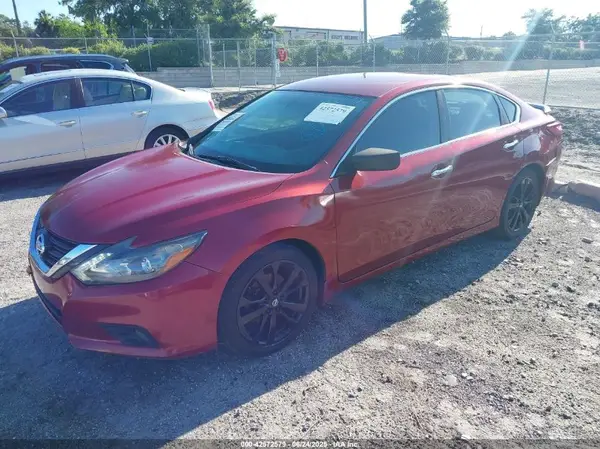 1N4AL3AP3HC233329 2017 NISSAN ALTIMA - Image 2