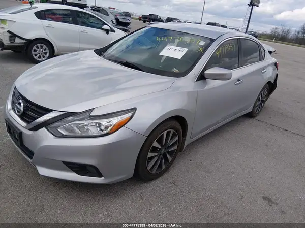 1N4AL3AP3HC234013 2017 NISSAN ALTIMA - Image 2