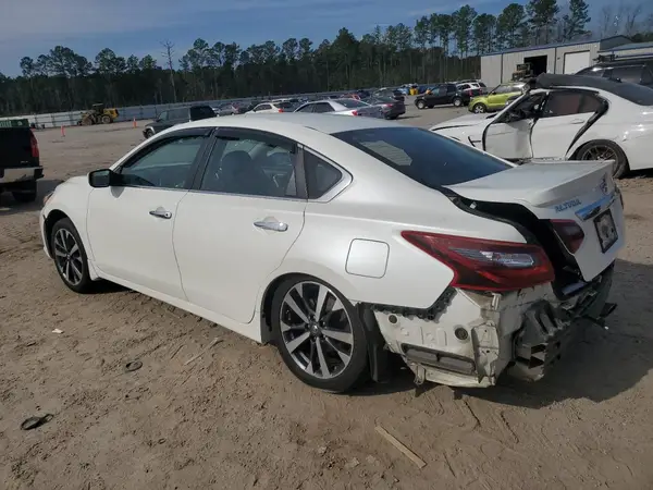 1N4AL3AP3HC235081 2017 NISSAN ALTIMA - Image 2