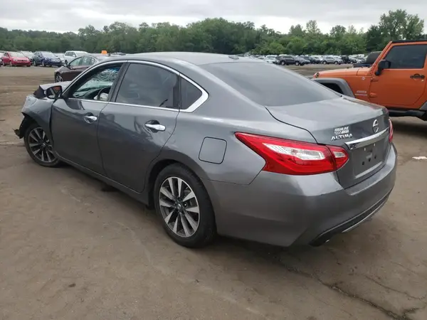 1N4AL3AP3HC235761 2017 NISSAN ALTIMA - Image 2