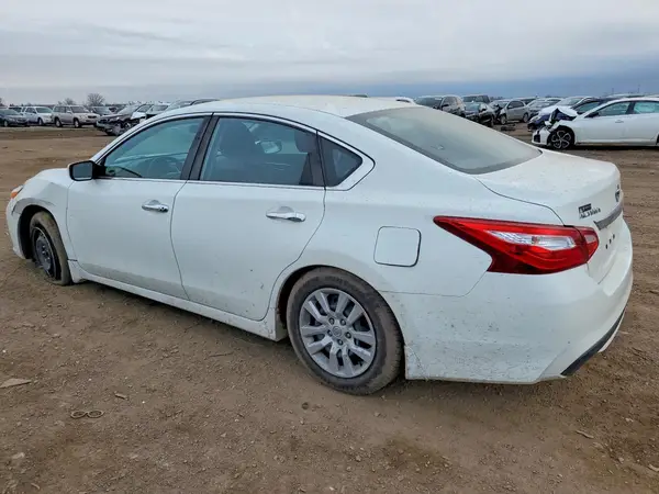 1N4AL3AP3HC240152 2017 NISSAN ALTIMA - Image 2