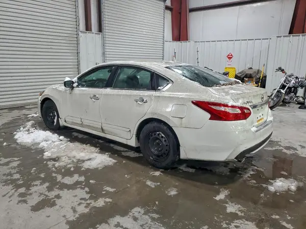 1N4AL3AP3HC242015 2017 NISSAN ALTIMA - Image 2