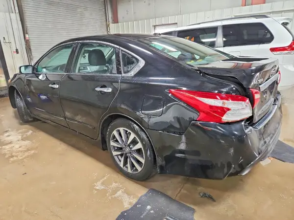 1N4AL3AP3HC242645 2017 NISSAN ALTIMA - Image 2