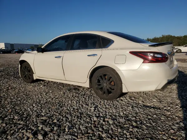 1N4AL3AP3HC246680 2017 NISSAN ALTIMA - Image 2