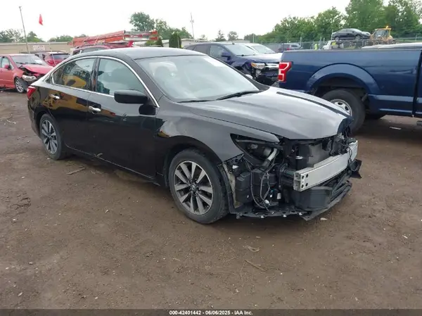 1N4AL3AP3HC250678 2017 NISSAN ALTIMA - Image 1