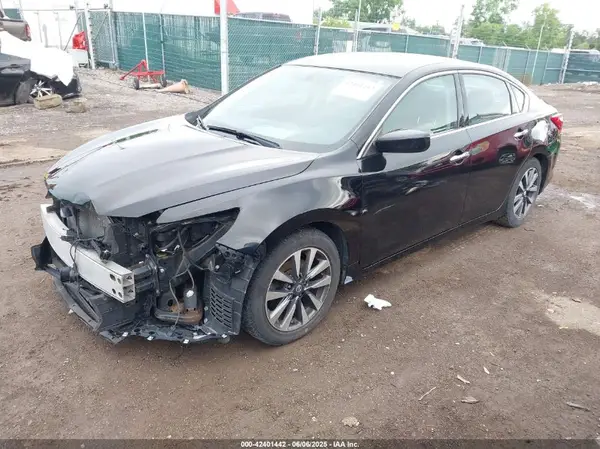 1N4AL3AP3HC250678 2017 NISSAN ALTIMA - Image 2