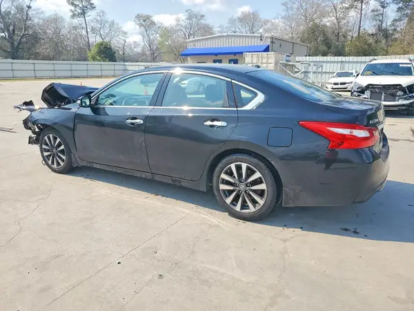 1N4AL3AP3HC252768 2017 NISSAN ALTIMA - Image 2
