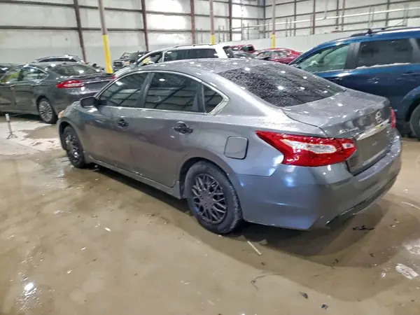 1N4AL3AP3HC256853 2017 NISSAN ALTIMA - Image 2