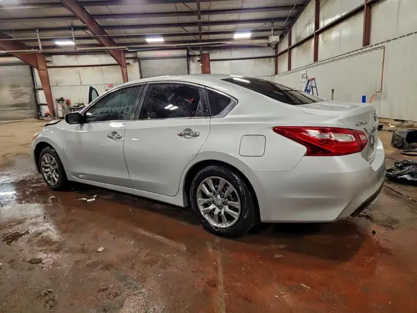 1N4AL3AP3HC257291 2017 NISSAN ALTIMA - Image 2