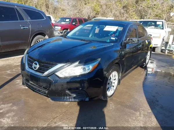 1N4AL3AP3HC257601 2017 NISSAN ALTIMA - Image 2