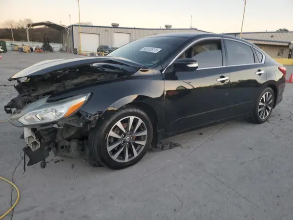 1N4AL3AP3HC257775 2017 NISSAN ALTIMA - Image 1