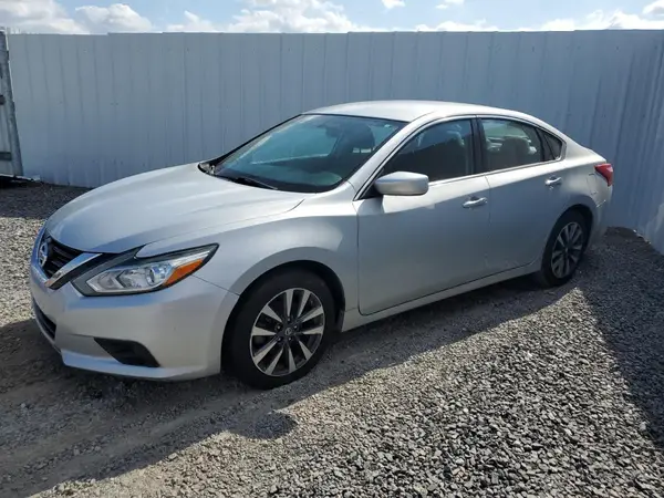 1N4AL3AP3HC259235 2017 NISSAN ALTIMA - Image 1
