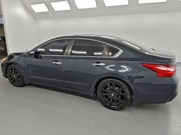 1N4AL3AP3HC261633 2017 NISSAN ALTIMA - Image 2