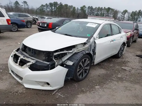 1N4AL3AP3HC262166 2017 NISSAN ALTIMA - Image 2