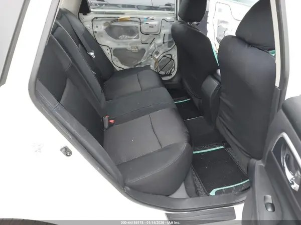 1N4AL3AP3HC262166 2017 NISSAN ALTIMA - Image 8