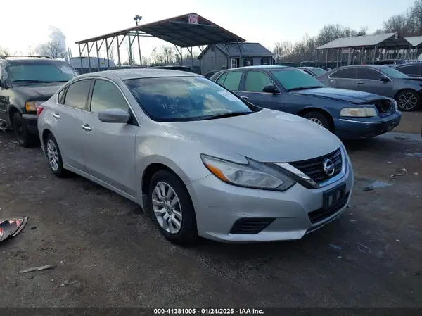 1N4AL3AP3HC262460 2017 NISSAN ALTIMA - Image 1