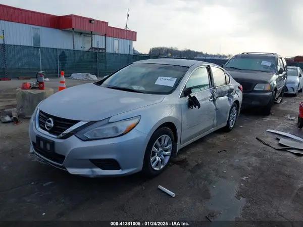 1N4AL3AP3HC262460 2017 NISSAN ALTIMA - Image 2