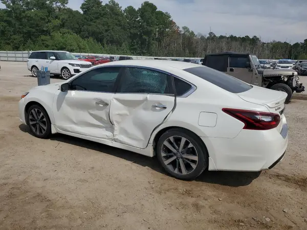 1N4AL3AP3HC263110 2017 NISSAN ALTIMA - Image 2