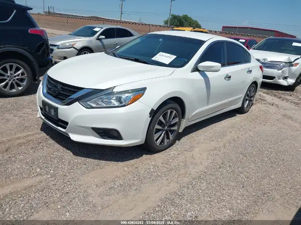 1N4AL3AP3HC264614 2017 NISSAN ALTIMA - Image 2