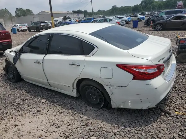 1N4AL3AP3HC266671 2017 NISSAN ALTIMA - Image 2