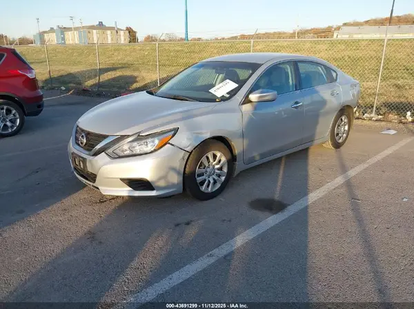 1N4AL3AP3HC267450 2017 NISSAN ALTIMA - Image 2