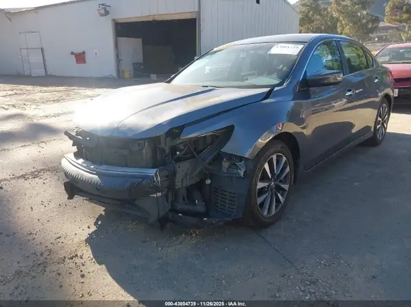 1N4AL3AP3HC269201 2017 NISSAN ALTIMA - Image 2