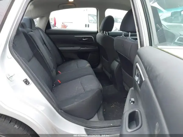 1N4AL3AP3HC269280 2017 NISSAN ALTIMA - Image 8