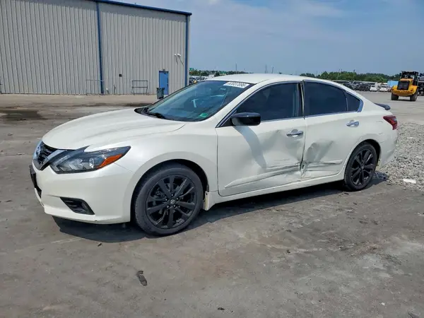 1N4AL3AP3HC271983 2017 NISSAN ALTIMA - Image 1