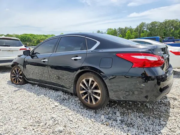 1N4AL3AP3HC274415 2017 NISSAN ALTIMA - Image 2