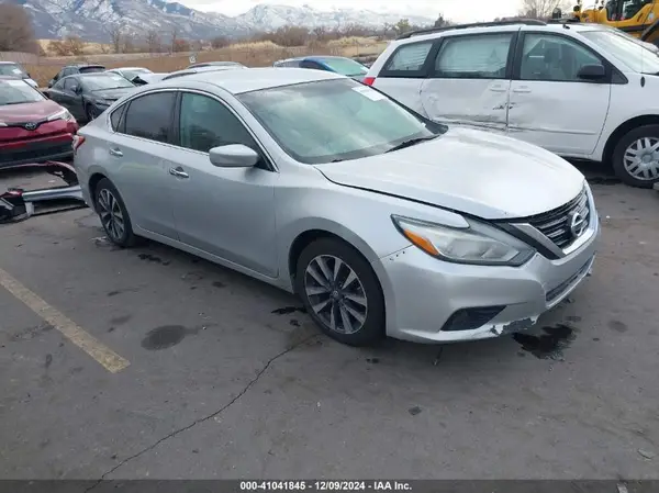 1N4AL3AP3HC274947 2017 NISSAN ALTIMA - Image 1