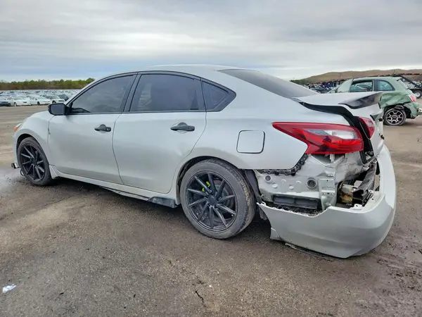 1N4AL3AP3HC277007 2017 NISSAN ALTIMA - Image 2