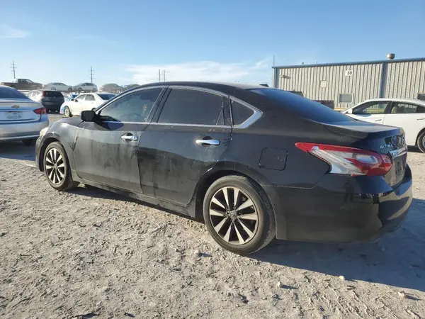 1N4AL3AP3HC279632 2017 NISSAN ALTIMA - Image 2