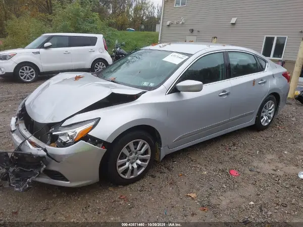 1N4AL3AP3HC279680 2017 NISSAN ALTIMA - Image 2