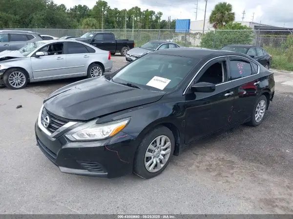 1N4AL3AP3HC280960 2017 NISSAN ALTIMA - Image 2