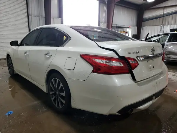1N4AL3AP3HC282191 2017 NISSAN ALTIMA - Image 2