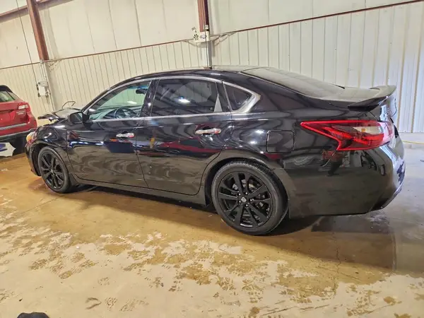 1N4AL3AP3HC284975 2017 NISSAN ALTIMA - Image 2