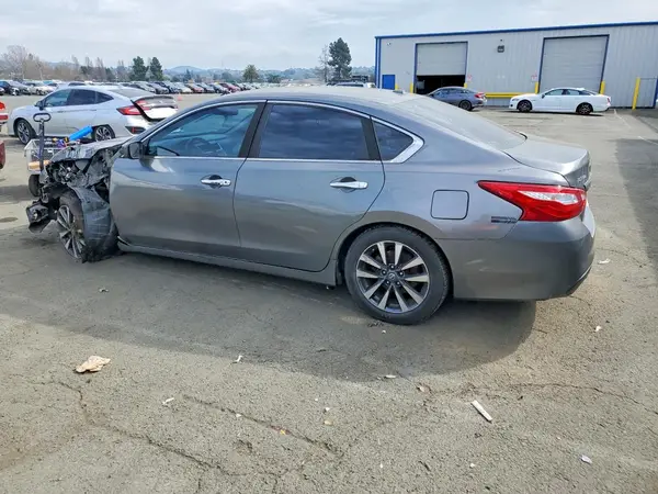 1N4AL3AP3HC286550 2017 NISSAN ALTIMA - Image 2