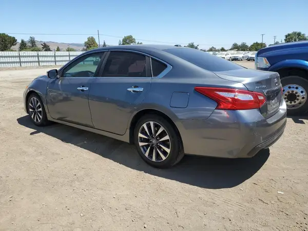 1N4AL3AP3HC289917 2017 NISSAN ALTIMA - Image 2