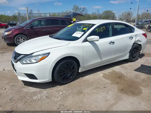1N4AL3AP3HC291036 2017 NISSAN ALTIMA - Image 2
