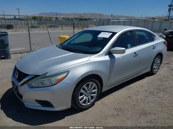 1N4AL3AP3HC294227 2017 NISSAN ALTIMA - Image 2
