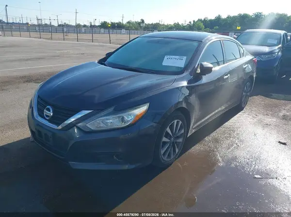 1N4AL3AP3HC298004 2017 NISSAN ALTIMA - Image 2