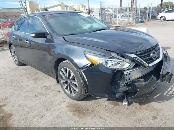 1N4AL3AP3HC298133 2017 NISSAN ALTIMA - Image 1