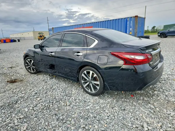 1N4AL3AP3HC471326 2017 NISSAN ALTIMA - Image 2