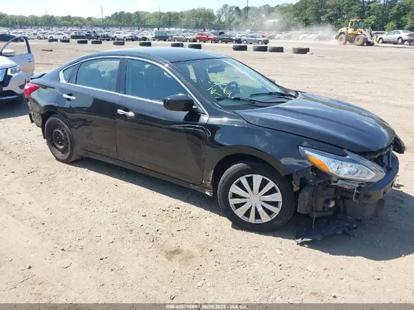 1N4AL3AP3HC471620 2017 NISSAN ALTIMA - Image 1