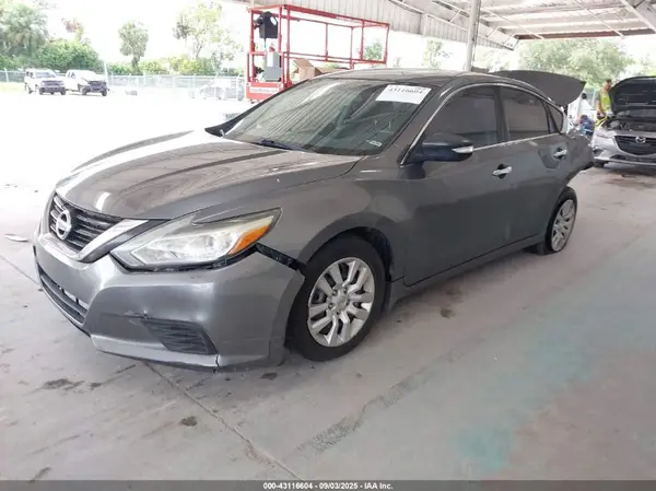 1N4AL3AP3HC474792 2017 NISSAN ALTIMA - Image 2