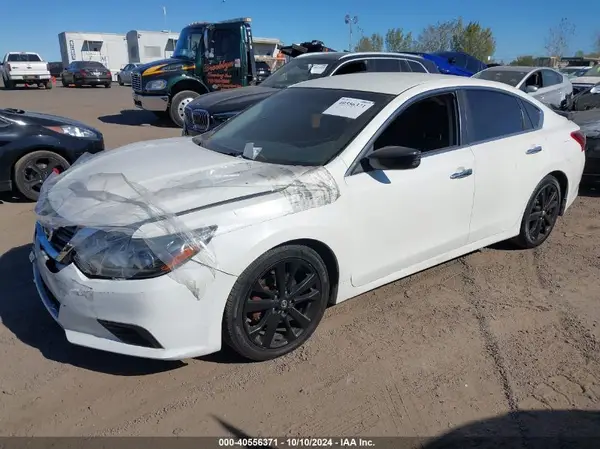 1N4AL3AP3HC475179 2017 NISSAN ALTIMA - Image 2