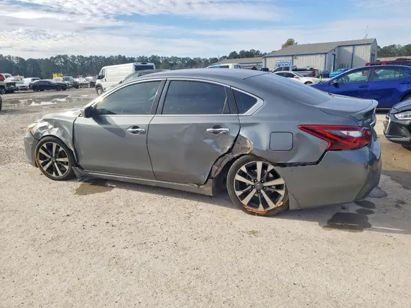 1N4AL3AP3HC477806 2017 NISSAN ALTIMA - Image 2